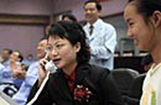 神舟六号发射每日精彩内容回顾(10月12日)